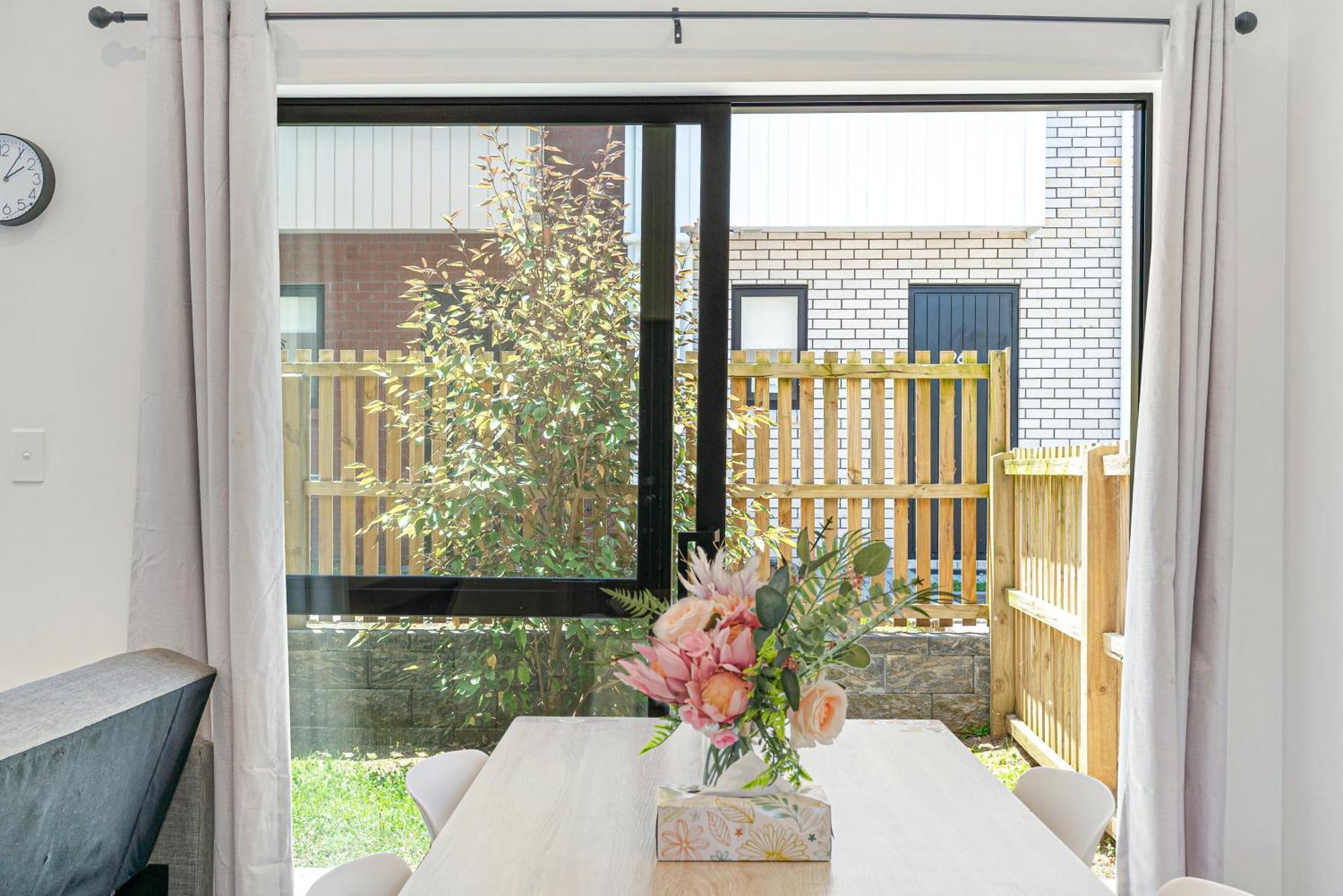 Cozy Brand New Townhouse 18 Villa โอ๊คแลนด์ ภายนอก รูปภาพ